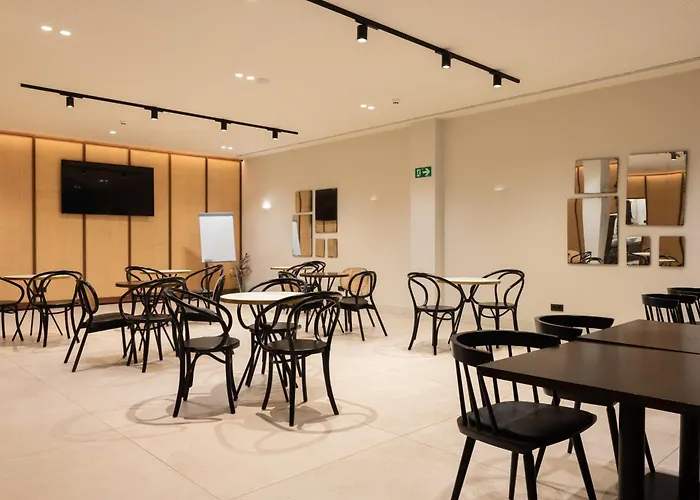 ホテル Leonardo 3*