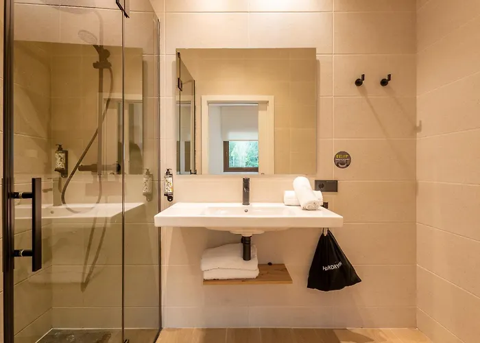 Leonardo サン・セバスティアン